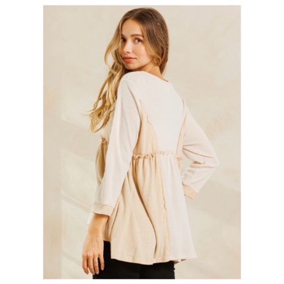 #2038 Buttoned Detail Relaxed Fit V Neck Long Sleeve Top - Picture 5 of 15